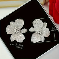 Elegant Sparkling Zirconia Flower Stud Earring
