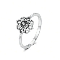 Elegant Vintage Silver Lotus Flower Ring