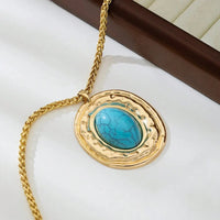 Vintage Snake Skin Chain Oval Faux Turquoise Pendant Necklace
