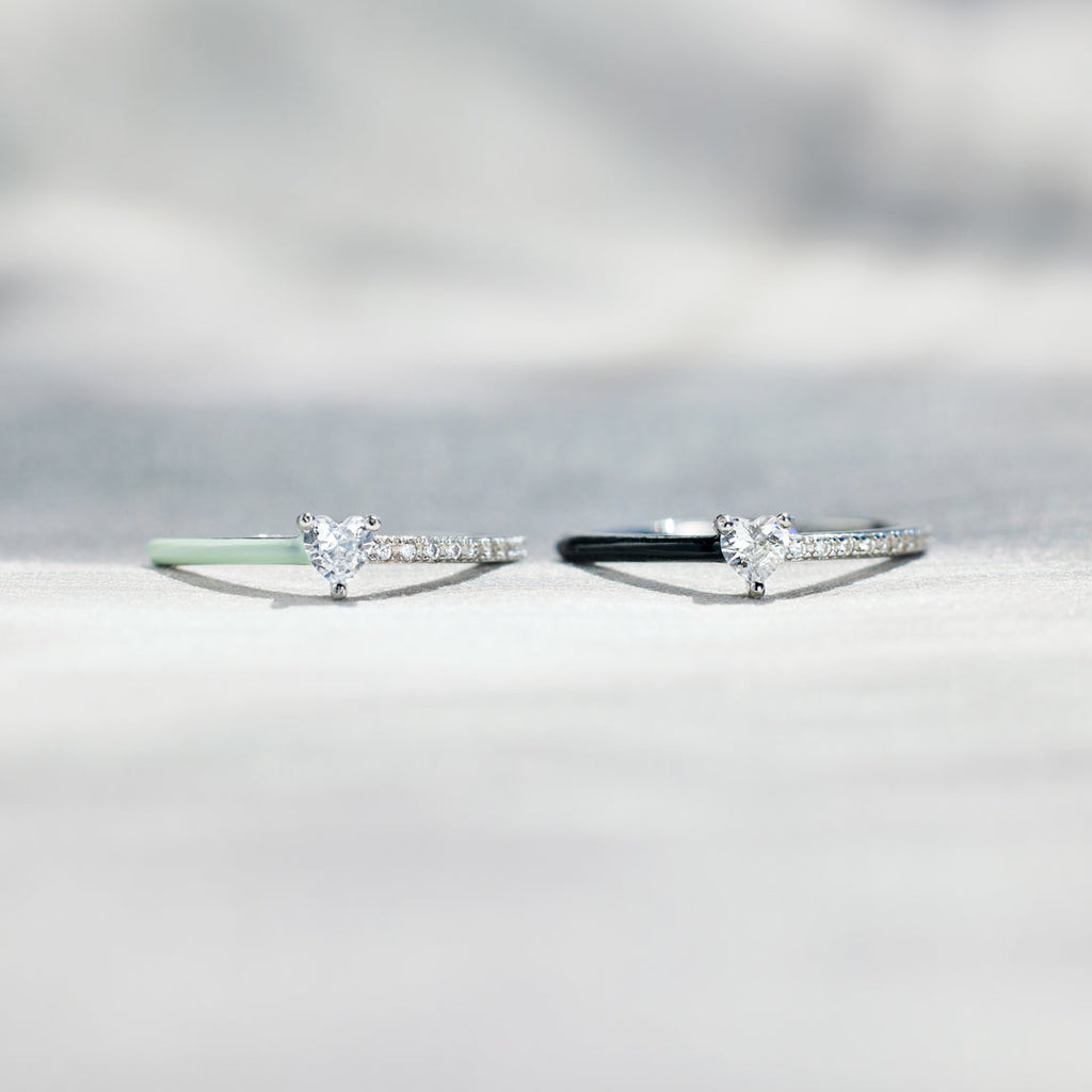 Timeless Heart-Cut Half Enamel Ring