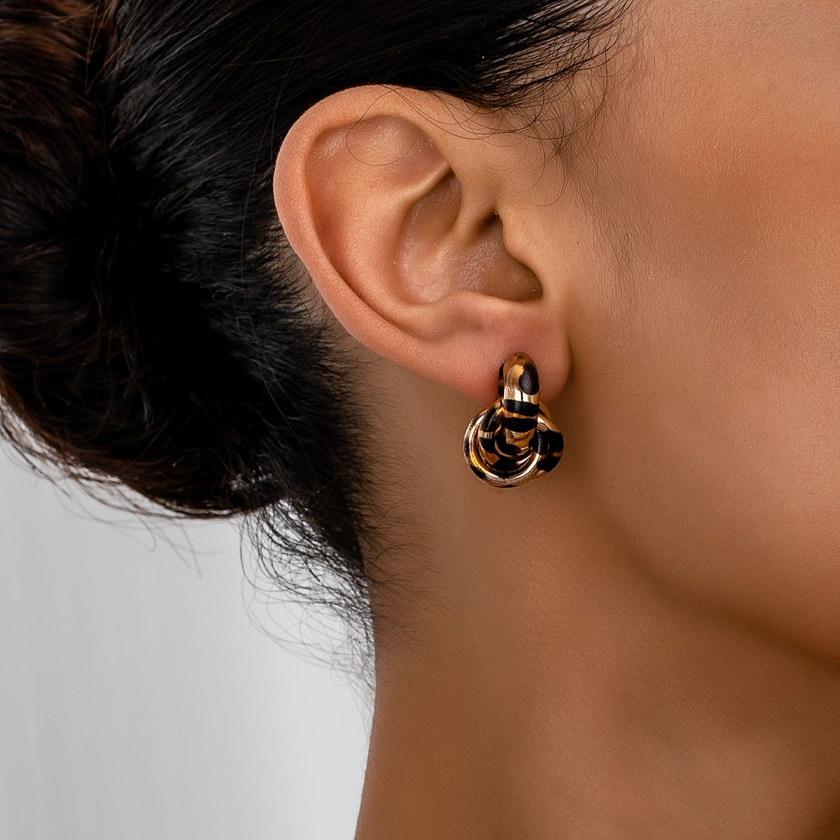 Elegant Silver Plated Geometric Interlocking Hoop Earrings