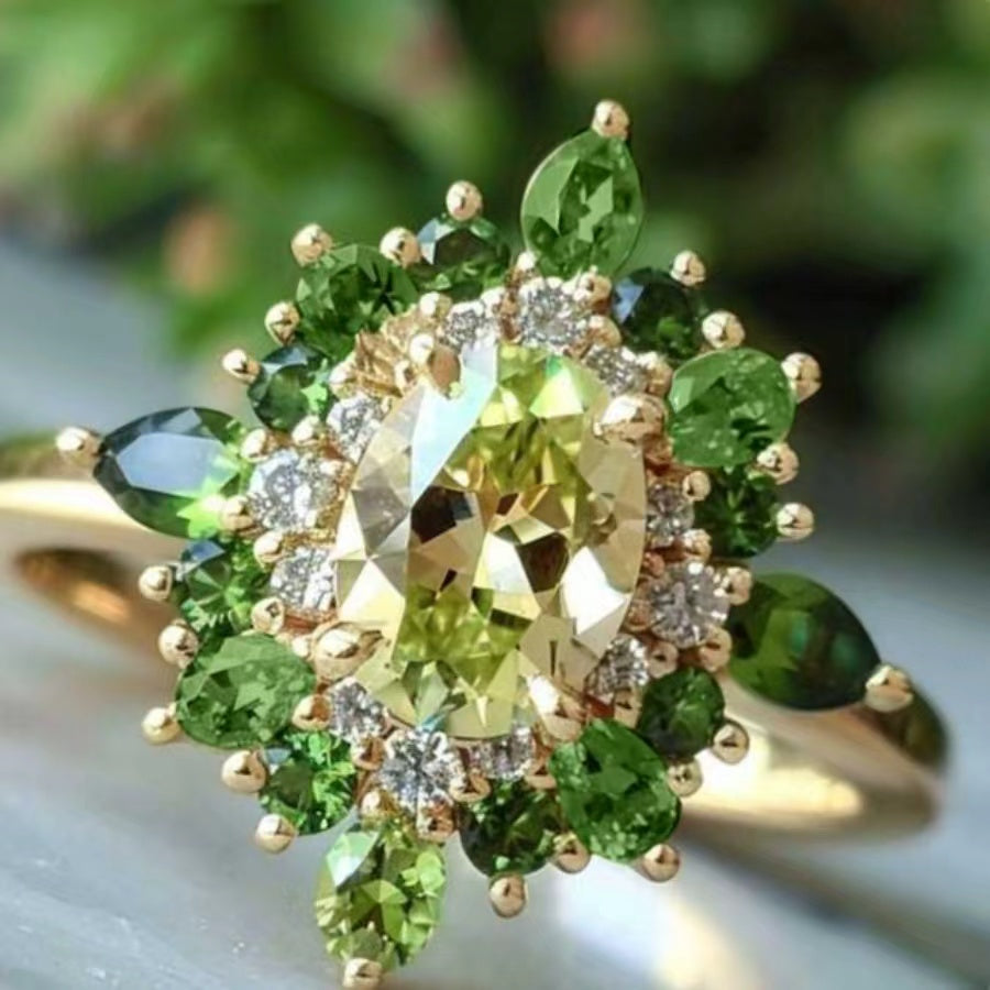 Elegant Vintage Two Tone Green Zirconia Ring
