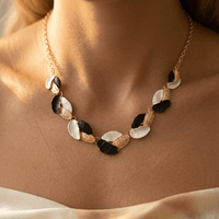 Drip Oil Leaf Design Jewelry Set