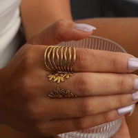 Minimal Design Wave-Style Gold Adjustable Ring Set