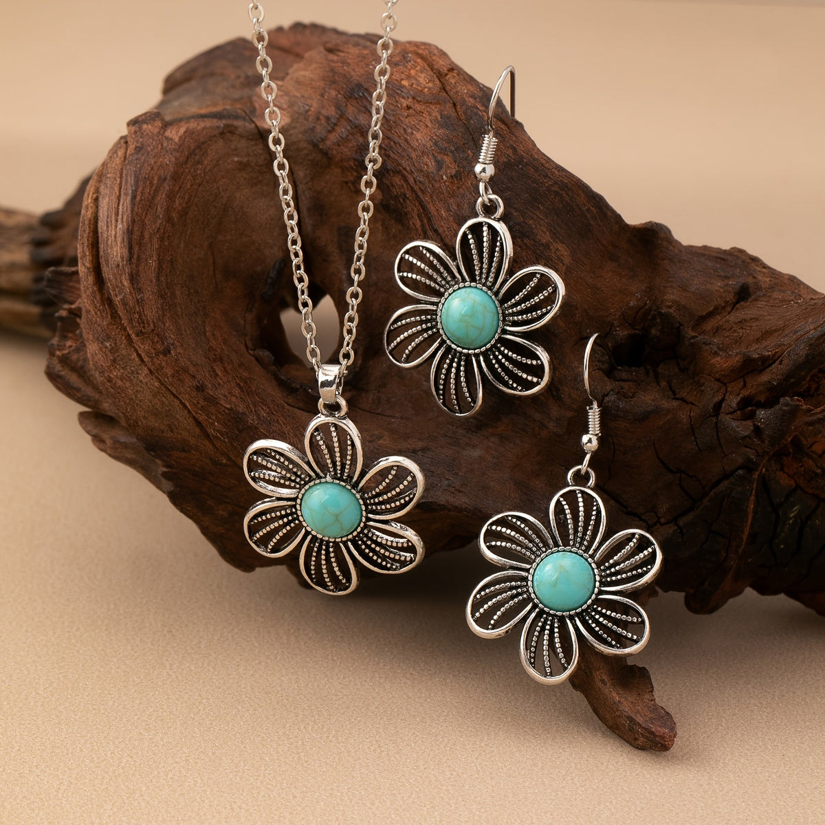 Vintage Turquoise Flower Silver Plated Necklace & Earring Set