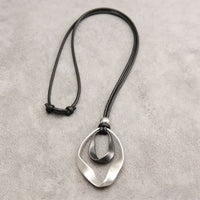 Elegant Adjustable Sculptural Twisted Teardrop Pendant Necklace