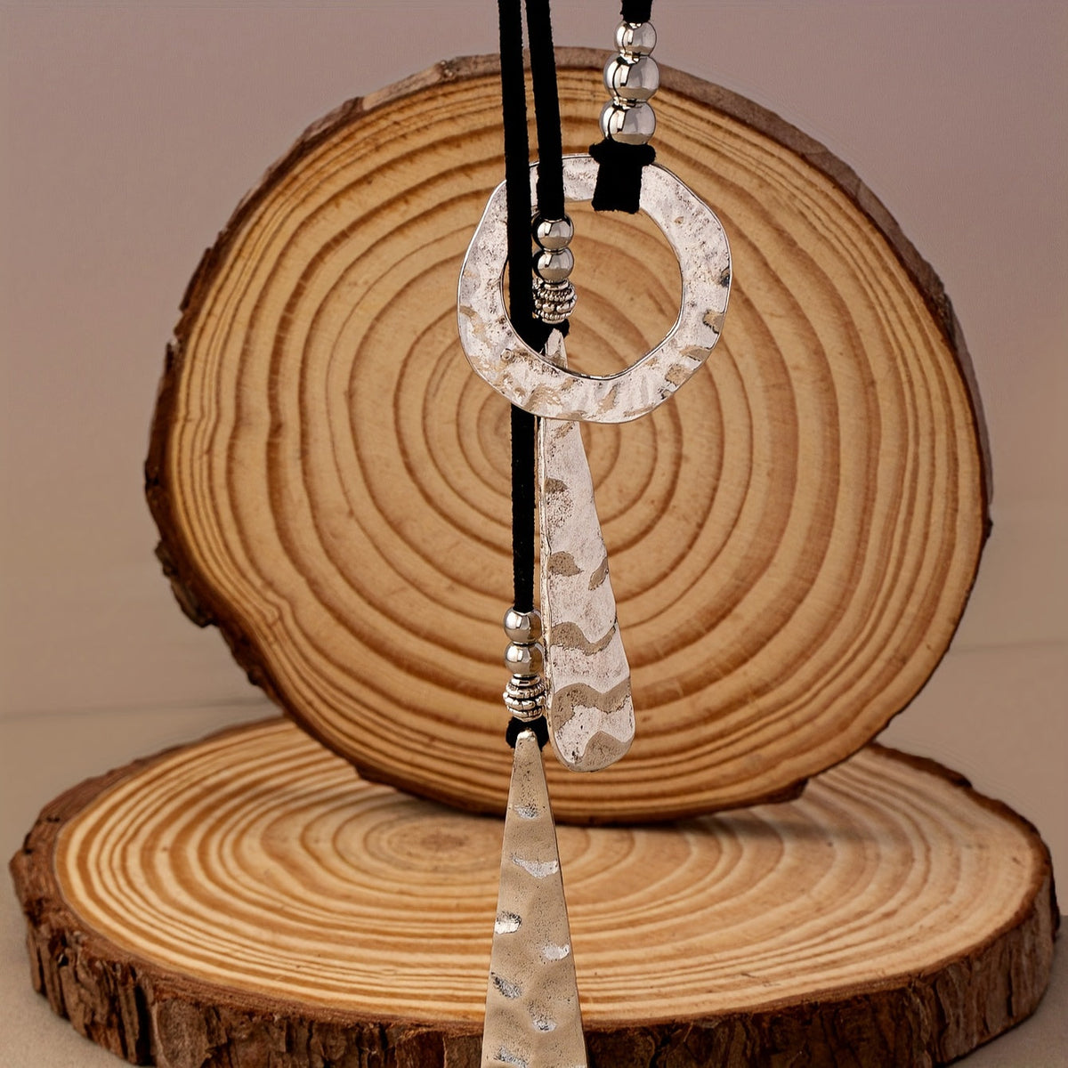 Western Style Hammered Silver Drop Necklace