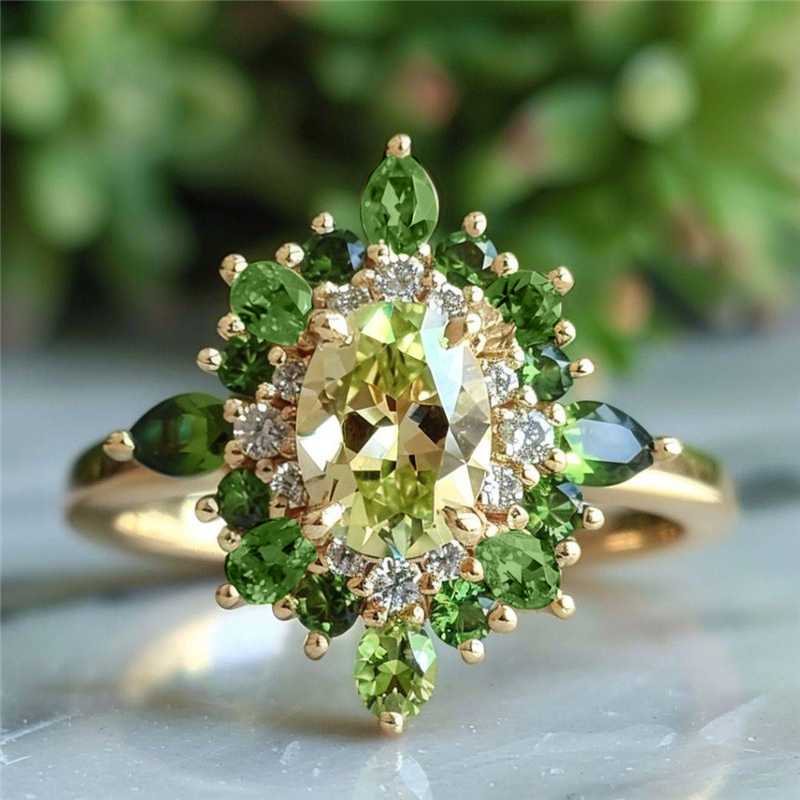 Elegant Vintage Two Tone Green Zirconia Ring