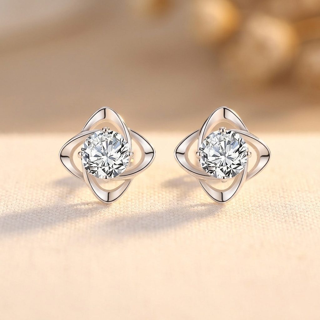 Round Cut Cubic Zirconia Clover Earrings