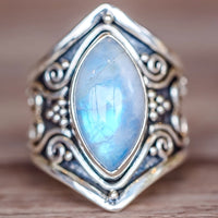 Silver moonstone ring