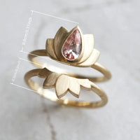 Elegant Vintage Pink Zirconia Inlay Lotus Flower Ring Set