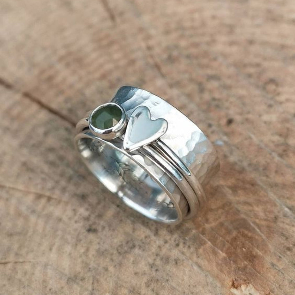 Vintage Heart & Green Stone Silver Artisan Ring