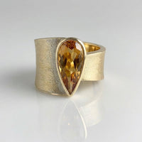 Elegant Retro Gold Plated Teardrop Zirconia Inlaid Wide Band Ring