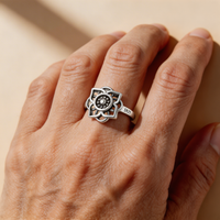 Elegant Vintage Silver Lotus Flower Ring