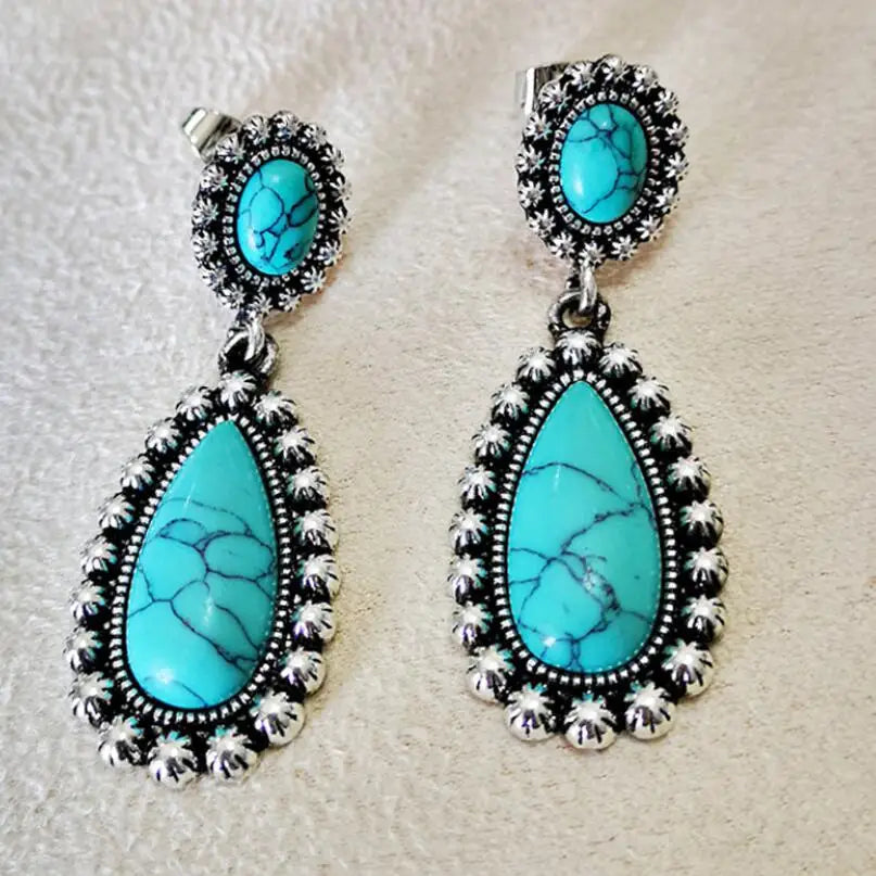 Elegant Vintage Silver Tone Turquoise Dangle Earrings