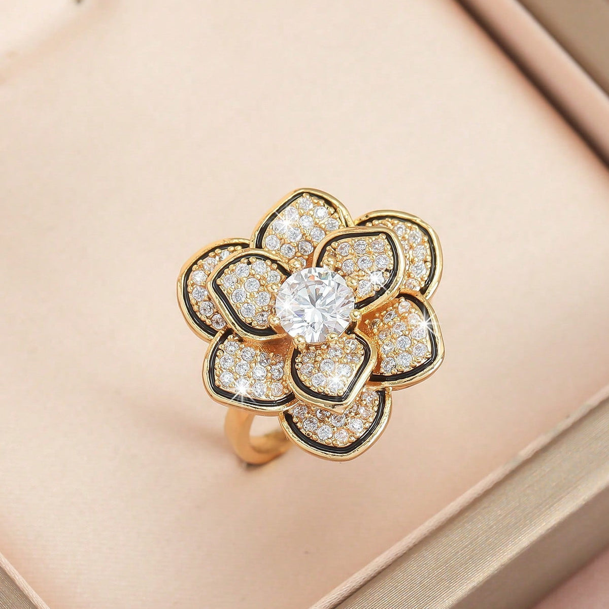 Elegant Vintage Style Silver Plated Floral Diamond Ring