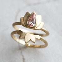 Elegant Vintage Pink Zirconia Inlay Lotus Flower Ring Set