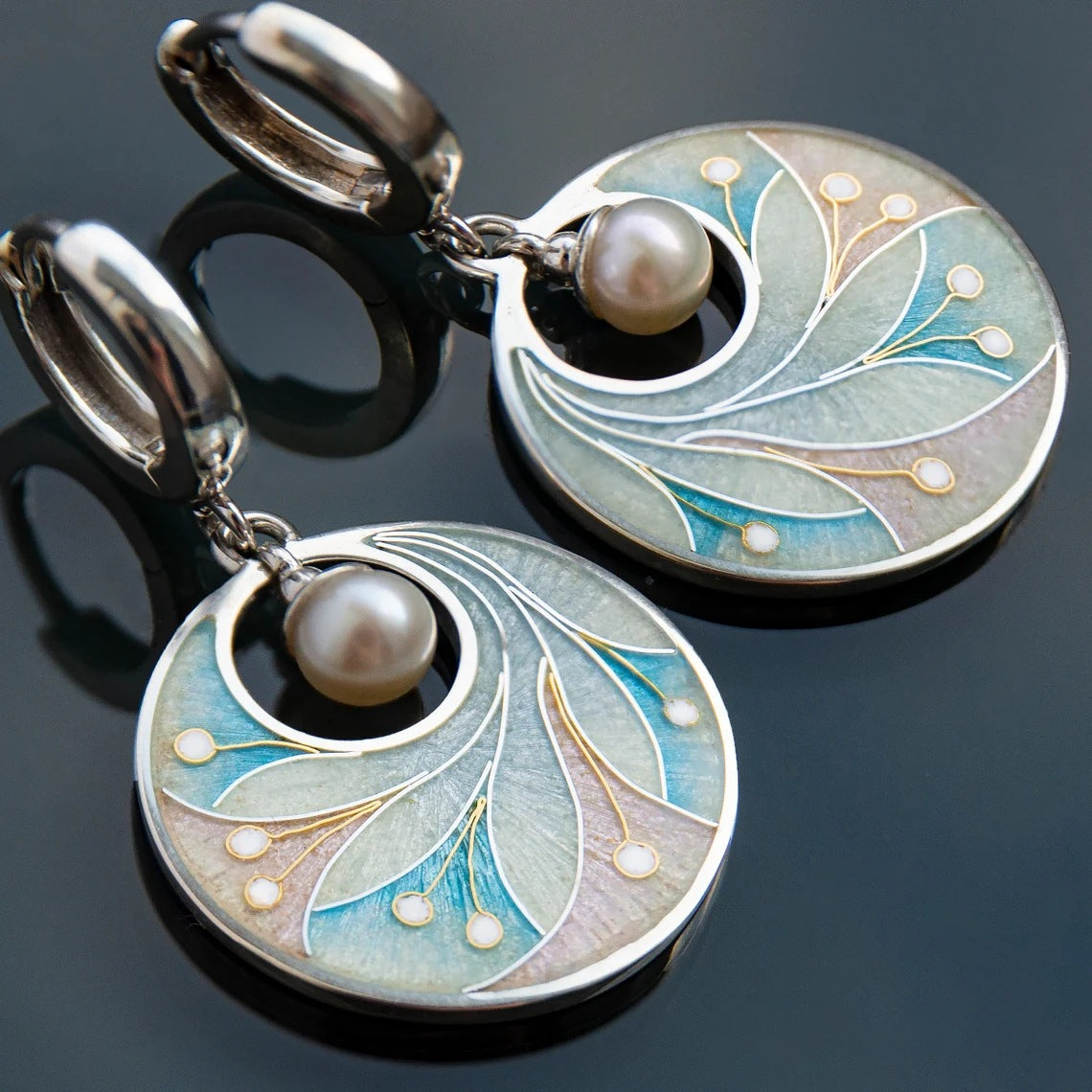Elegant Silver Plated Romantic Pearl Disc Drop Earrings