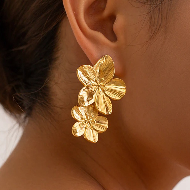 Shannon Flower Blossom Earrings Gold