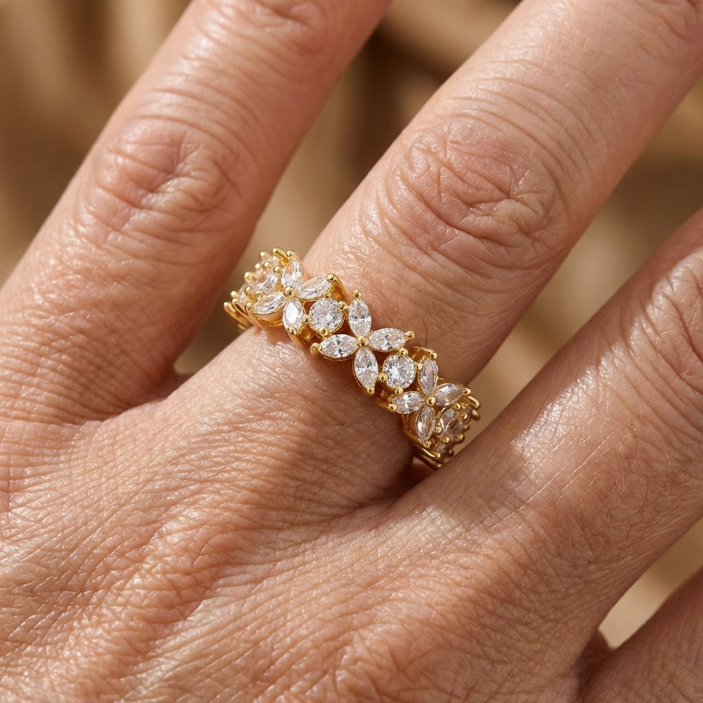 Shiny Horse Eye Shaped Zirconia Inlaid Ring