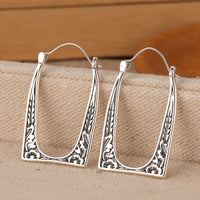Vintage Boho Design&nbsp;U-Shape Floral Earrings