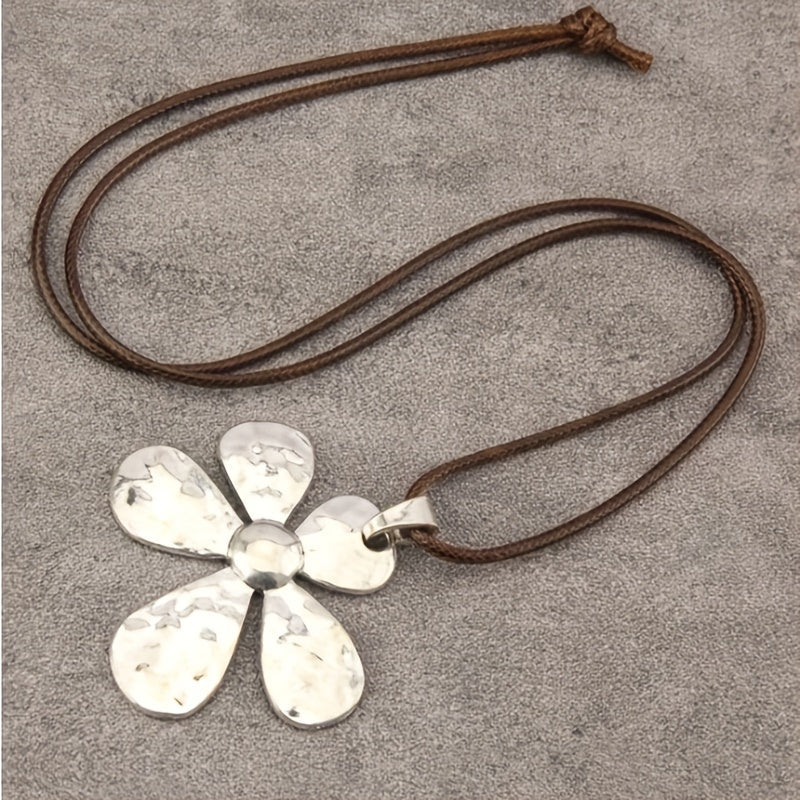 Minimalist Hammered Asymmetrical Flower Pendant Adjustable Necklace