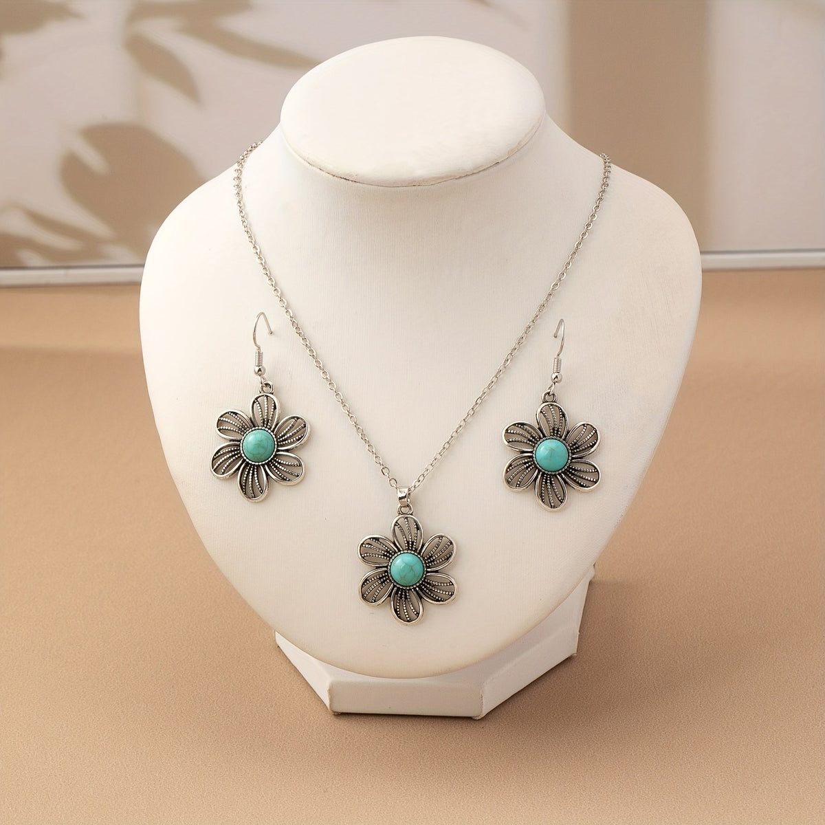 Vintage Turquoise Flower Silver Plated Necklace & Earring Set