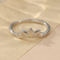 Vintage Retro Style Teardrop Zirconia Lotus Flower Ring