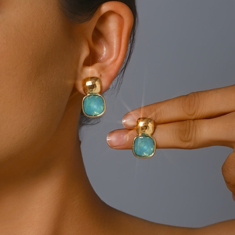 Elegant Geometric Gold Tone Square Earrings