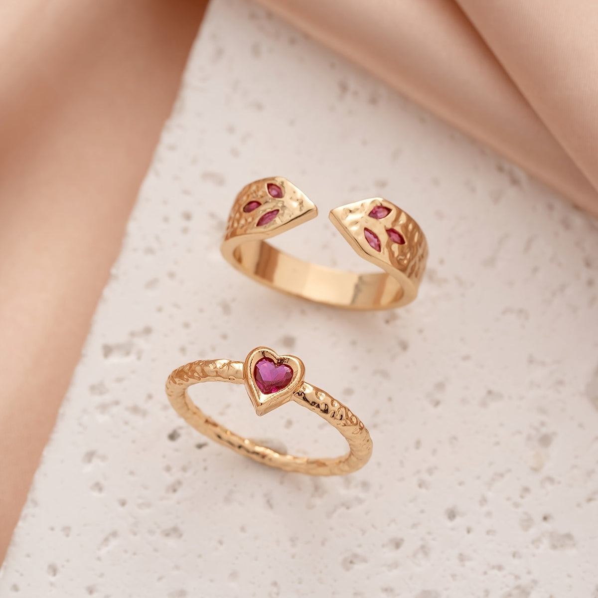 Vintage Rose Pink Zirconia Snake Pattern Heart Ring Set