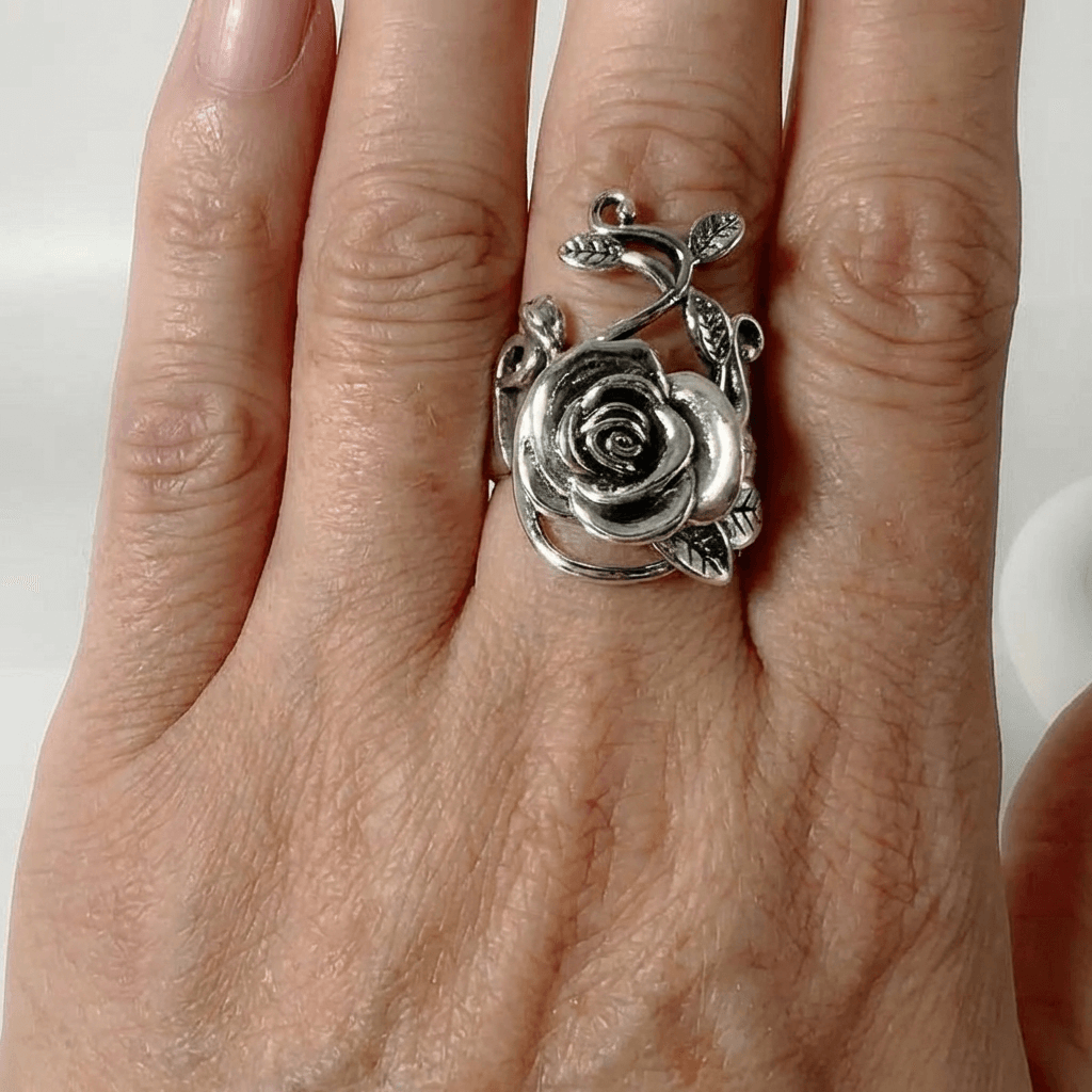 Elegant Retro Gothic Style Pretty Flower Ring
