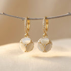 Pair Elegant Minimalist Light earrings