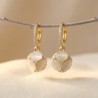 Pair Elegant Minimalist Light earrings