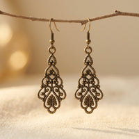 Elegant Classic Golden Floral Leaf Earrings