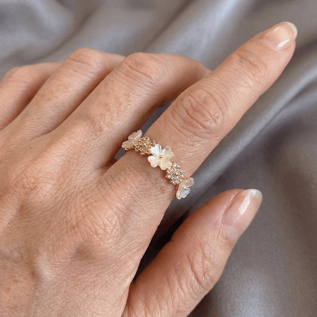 Zirconia Gold Flower Ring
