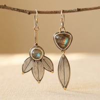 Retro Bohemian Leaf Zirconia Earrings