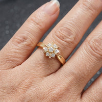 Simple Flower Zirconia Ring