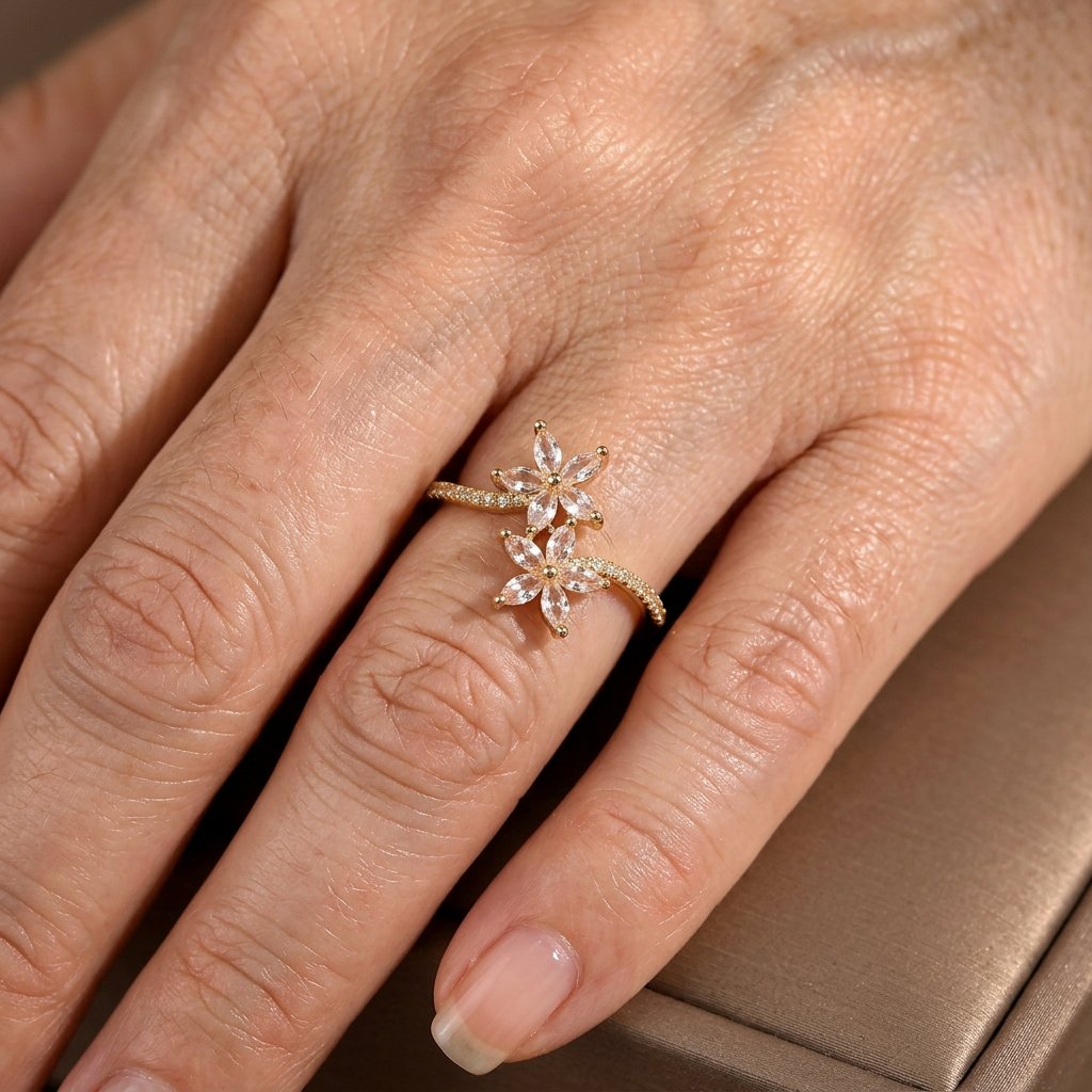 Sparkling Zirconia Flower Golden Ring