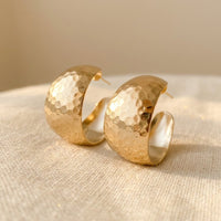 Wide Face Exaggerated C-Shaped Hoop Earrings