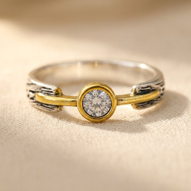 Retro Two Tone Hammered Zirconia Ring