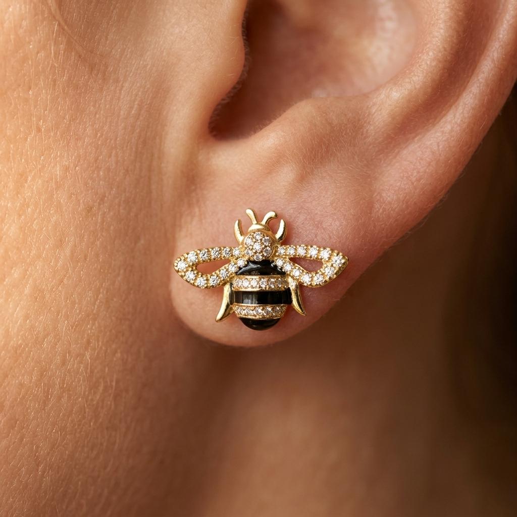 Vintage Bee Shaped Alloy Stud Earrings