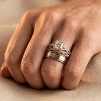 Exquisite Luxurious Round Synthetic Zircon Ring Set