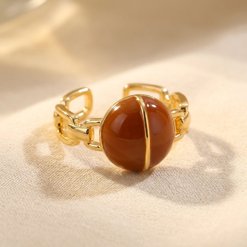 Gold Amber Cats Eye Oval Ring