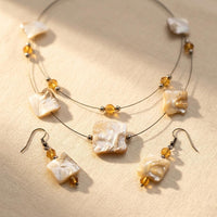 Elegant Daisy Shell Pendant Jewelry Set