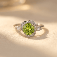 Luxury Green Synthetic Zircon Engagement Ring