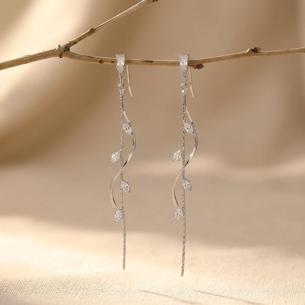 Elegant Tail Design Cubic Zirconia Earrings