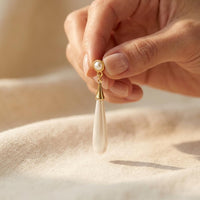 Retro Elegant Drop Earrings